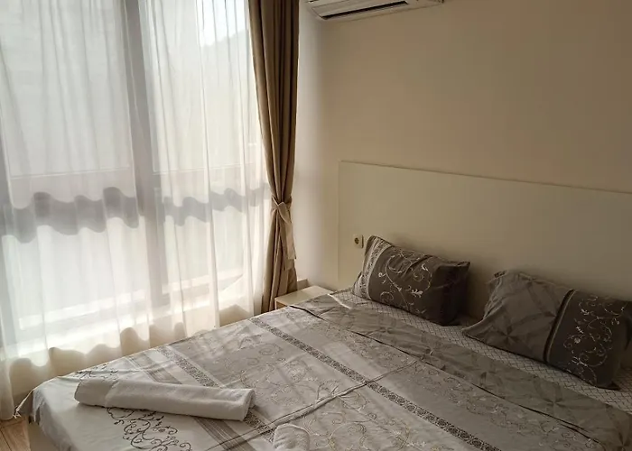 Two Bedroom 53 - Restaurant Stadium *