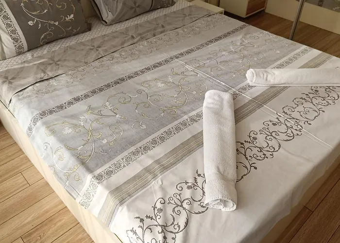 Two Bedroom 53 - Restaurant Stadium